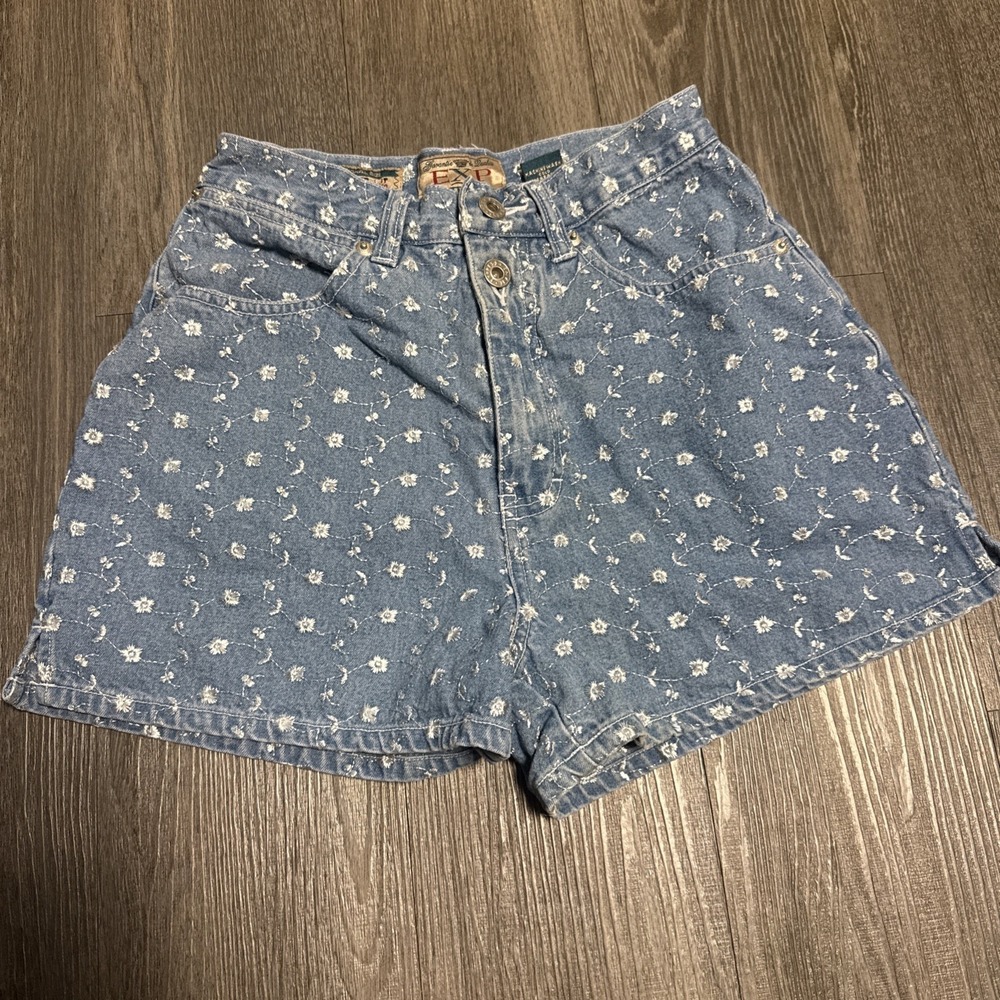 VTG 90s Y2K Light Wash Denim Shorts Floral Embroidery Cottagecore Size 5/6‎